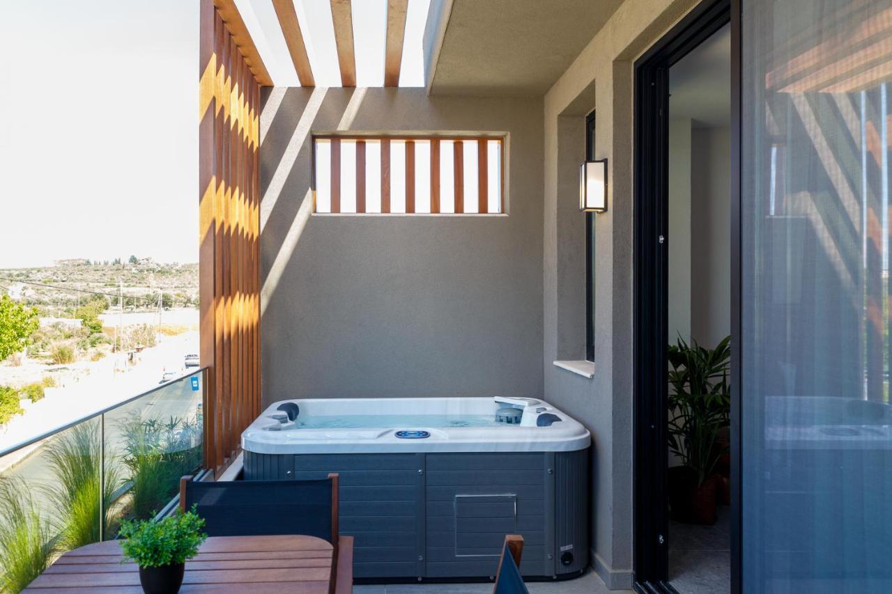 Utopia Luxury Suites Platanes  Exterior foto